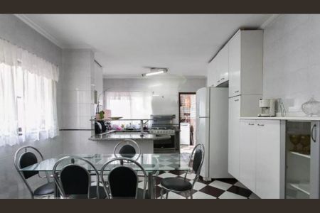 Casa à venda com 3 quartos, 128m² em Jardim Textil, São Paulo