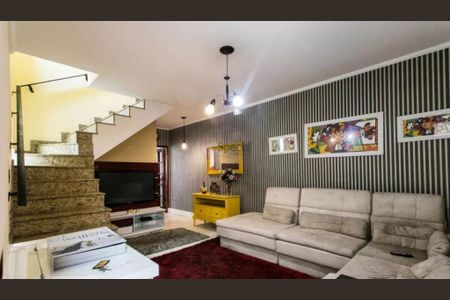 Casa à venda com 3 quartos, 128m² em Jardim Textil, São Paulo