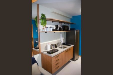 Cozinha de apartamento para alugar com 1 quarto, 22m² em Ondina, Salvador