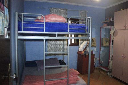 Casa à venda com 188m², 3 quartos e 2 vagasQuarto 1