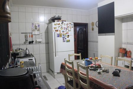 Casa à venda com 188m², 3 quartos e 2 vagasCozinha