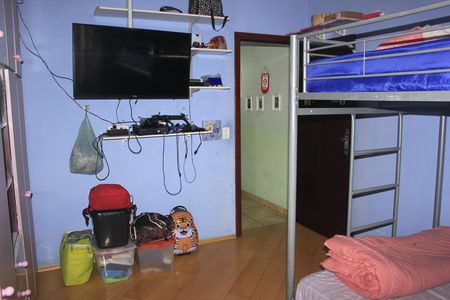 Casa à venda com 188m², 3 quartos e 2 vagasQuarto 1