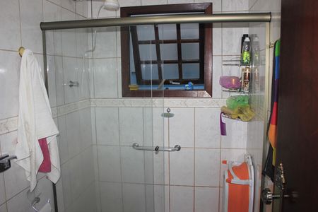 Casa à venda com 188m², 3 quartos e 2 vagasBanheiro da Suíte