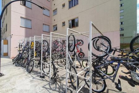 Apartamento à venda com 47m², 2 quartos e sem vaga Apartamento à venda com 47m², 2 quartos e sem vagaBicicletario