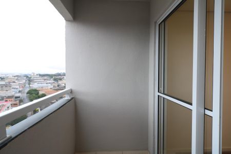 Varanda de apartamento para alugar com 3 quartos, 54m² em Canhema, Diadema