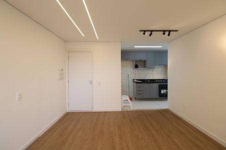 Sala de apartamento para alugar com 3 quartos, 54m² em Canhema, Diadema