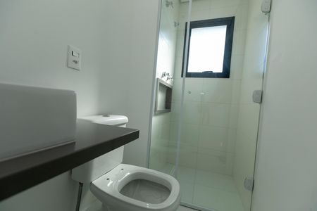 Apartamento à venda com 105m², 3 quartos e 2 vagas Apartamento à venda com 105m², 3 quartos e 2 vagasBANHEIRO QUARTO 1 SUITE