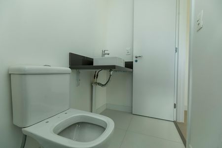 Apartamento à venda com 105m², 3 quartos e 2 vagas Apartamento à venda com 105m², 3 quartos e 2 vagasBANHEIRO QUARTO 2 SUITE