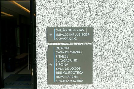 Apartamento à venda com 105m², 3 quartos e 2 vagas Apartamento à venda com 105m², 3 quartos e 2 vagasCOMUNICAÇÃO VISUAL