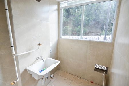 Apartamento à venda com 47m², 2 quartos e 1 vaga Apartamento à venda com 47m², 2 quartos e 1 vagaÁrea de Serviço