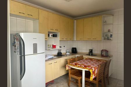 Cozinha de apartamento à venda com 2 quartos, 87m² em Vila Tibiriçá, Santo André