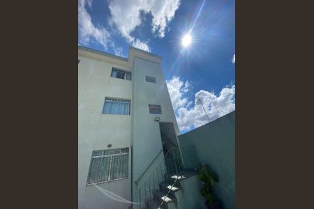 Apartamento à venda com 87m², 2 quartos e 1 vaga Apartamento à venda com 87m², 2 quartos e 1 vagaFachada