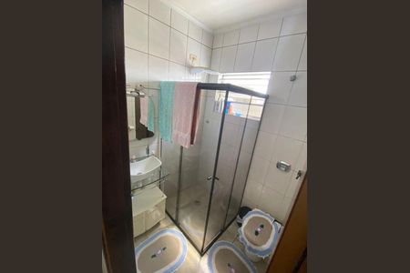 Banheiro de apartamento à venda com 2 quartos, 87m² em Vila Tibiriçá, Santo André