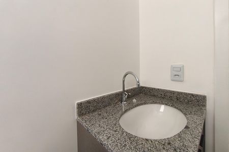 Apartamento para alugar com 80m², 2 quartos e 1 vaga Apartamento para alugar com 80m², 2 quartos e 1 vagaBanheiro