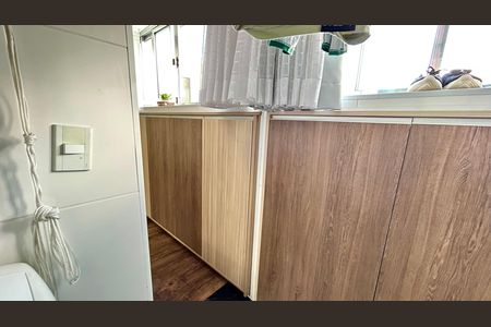 Apartamento para alugar com 65m², 2 quartos e 1 vaga Apartamento para alugar com 65m², 2 quartos e 1 vagaÁrea de Serviço
