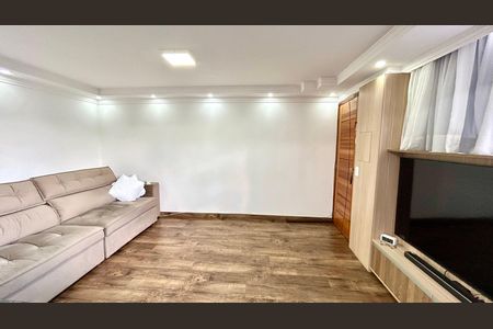 Sala de apartamento para alugar com 2 quartos, 65m² em Parque Cecap, Guarulhos