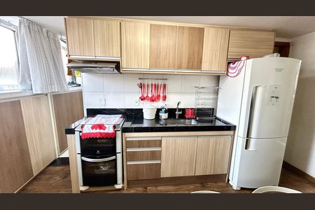 Apartamento para alugar com 65m², 2 quartos e 1 vaga Apartamento para alugar com 65m², 2 quartos e 1 vagaCozinha