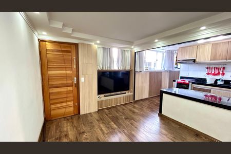 Sala de apartamento para alugar com 2 quartos, 65m² em Parque Cecap, Guarulhos