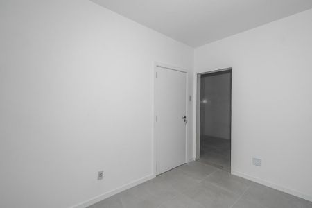 Sala de apartamento à venda com 2 quartos, 54m² em Sarandi, Porto Alegre
