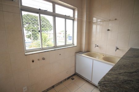 Apartamento para alugar com 110m², 3 quartos e 1 vagaÁrea de Serviço