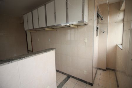 Apartamento para alugar com 110m², 3 quartos e 1 vagaÁrea de Serviço