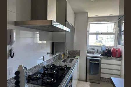Apartamento para alugar com 103m², 2 quartos e 3 vagas