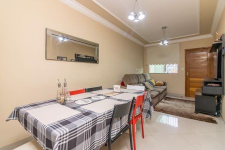 Casa à venda com 2 quartos, 75m² em Vila Zat, São Paulo
