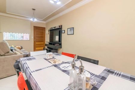 Casa à venda com 2 quartos, 75m² em Vila Zat, São Paulo
