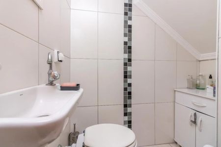 Casa à venda com 2 quartos, 75m² em Vila Zat, São Paulo
