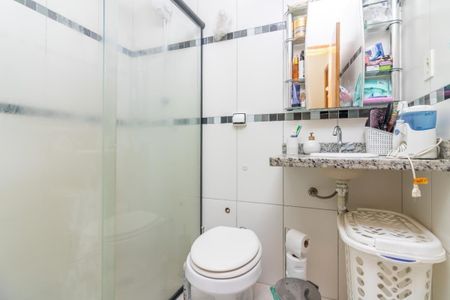 Casa à venda com 2 quartos, 75m² em Vila Zat, São Paulo