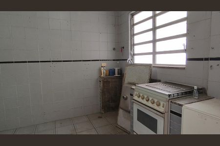 Casa para alugar com 300m², 4 quartos e 3 vagas