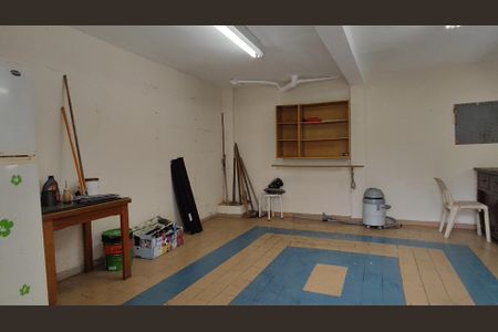 Casa para alugar com 300m², 4 quartos e 3 vagas