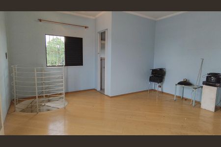 Casa para alugar com 300m², 4 quartos e 3 vagas