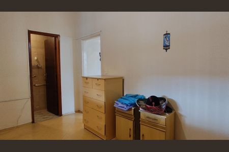 Casa para alugar com 300m², 4 quartos e 3 vagas
