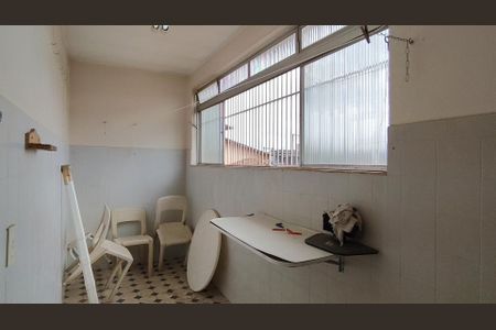 Casa para alugar com 300m², 4 quartos e 3 vagas