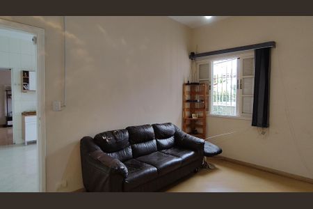Casa para alugar com 300m², 4 quartos e 3 vagas