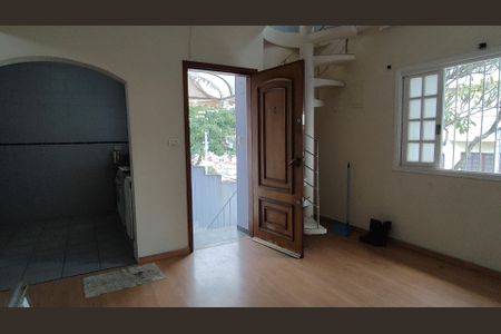Casa para alugar com 300m², 4 quartos e 3 vagas