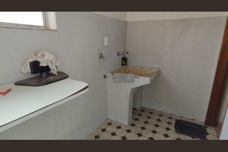 Casa para alugar com 300m², 4 quartos e 3 vagas