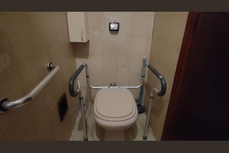 Casa para alugar com 300m², 4 quartos e 3 vagas