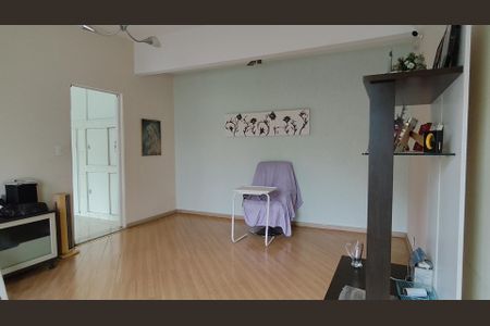Casa para alugar com 300m², 4 quartos e 3 vagas