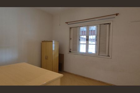 Casa para alugar com 300m², 4 quartos e 3 vagas