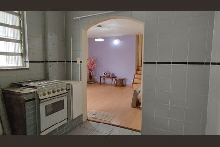 Casa para alugar com 300m², 4 quartos e 3 vagas