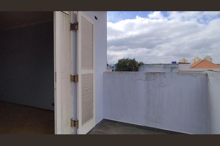 Casa para alugar com 300m², 4 quartos e 3 vagas