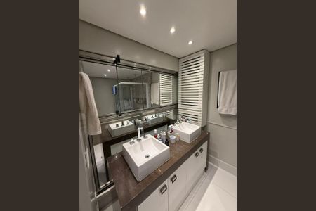Apartamento à venda com 140m², 3 quartos e 1 vaga