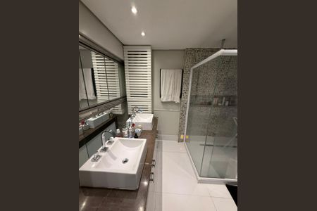 Apartamento à venda com 140m², 3 quartos e 1 vaga