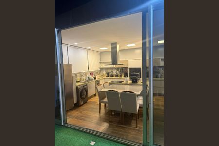 Apartamento à venda com 140m², 3 quartos e 1 vaga