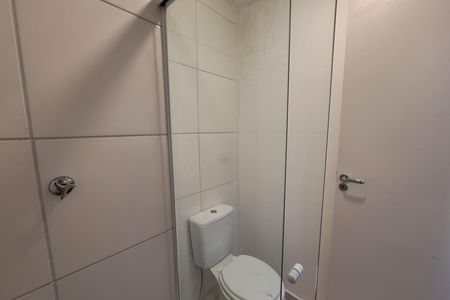 Banheiro de apartamento à venda com 2 quartos, 35m² em Santa Maria, Santo André