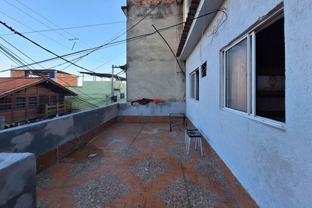 Casa para alugar com 100m², 2 quartos e sem vagaQuintal