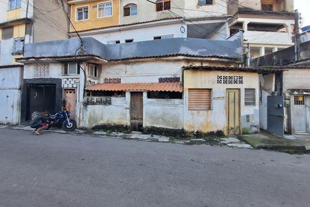 Casa para alugar com 100m², 2 quartos e sem vagaFachada