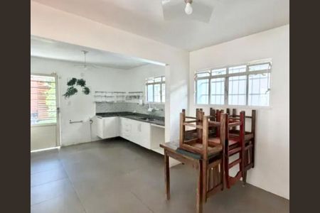 Casa à venda com 4 quartos, 320m² em Sumaré, São Paulo